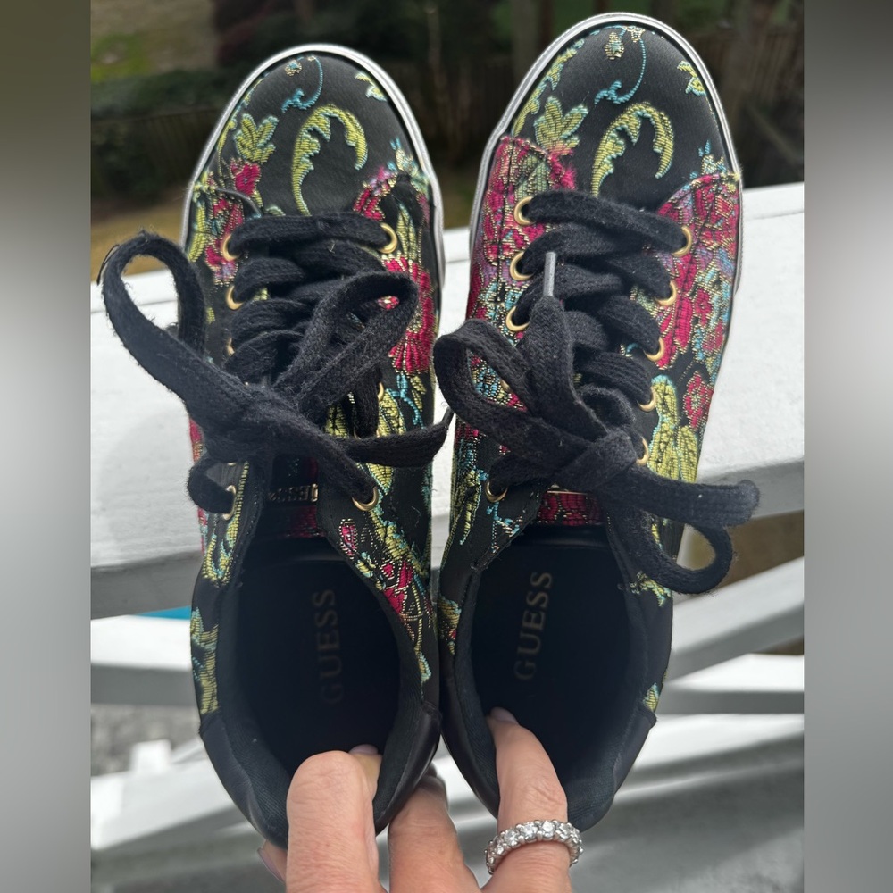 Guess Black Sneakers with Floral brocade Asian inspired Accents 8 - Picture 12 of 12